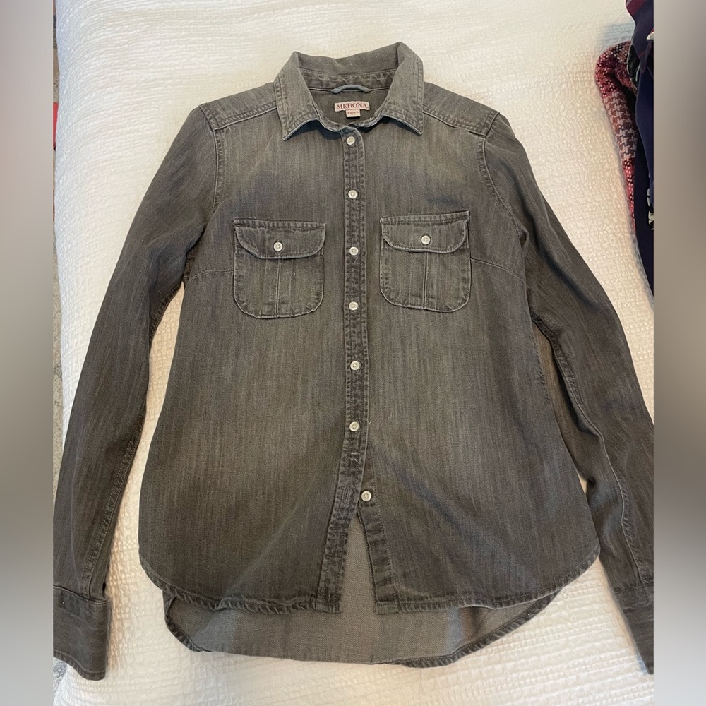 Size XS Merona button down